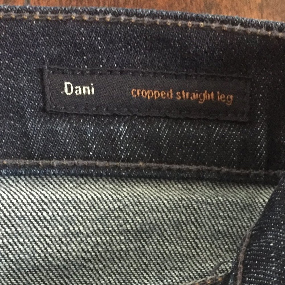 Citizens of Humanity Dani Cropped Straight Leg Jeans - Picture 10 of 13